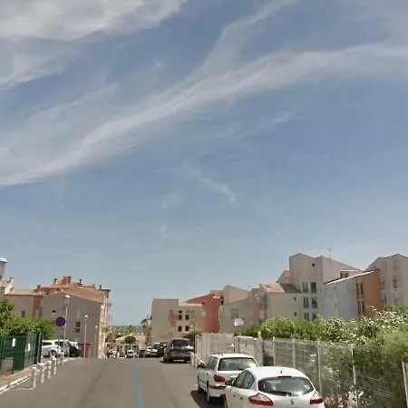 Studio 4 Pers Terrasse Climatisation Parking Prive 300M Plage Apartment *